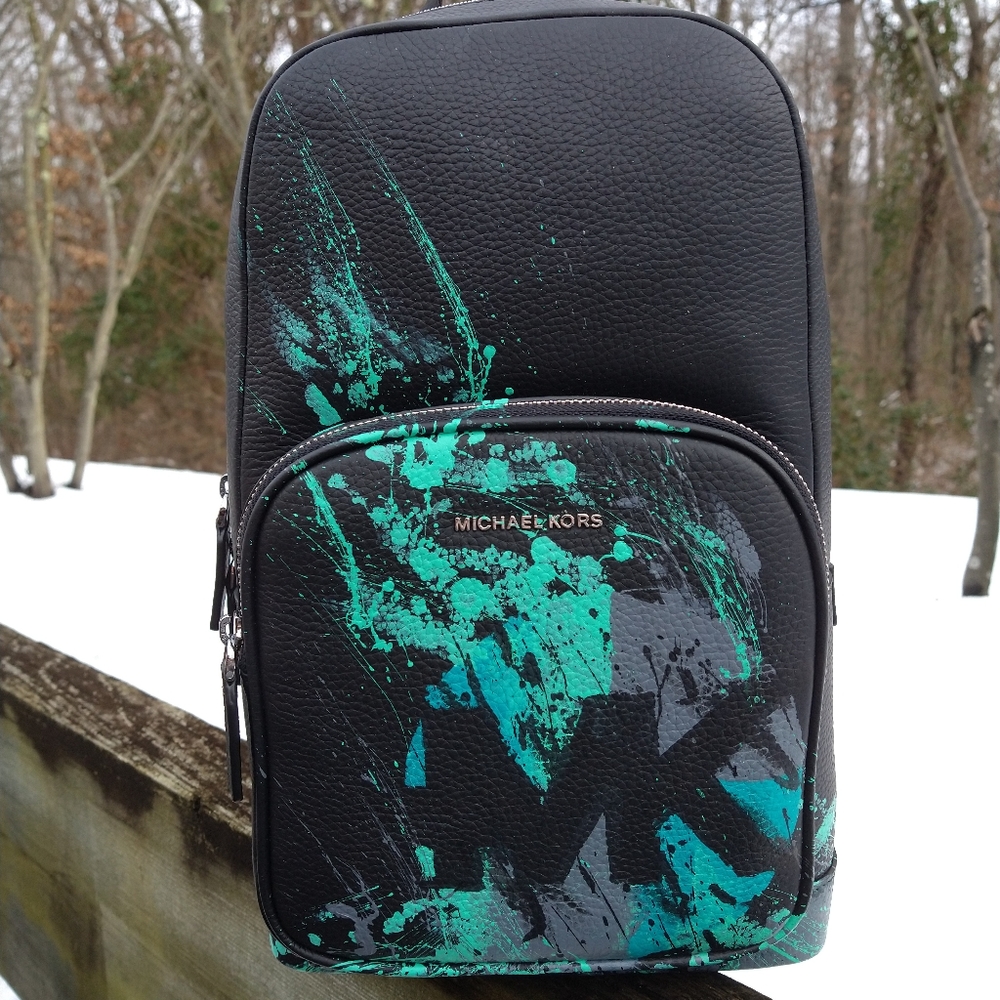 Custom Graffiti LIMITED EDITION Michael Kors Cooper Slingpack